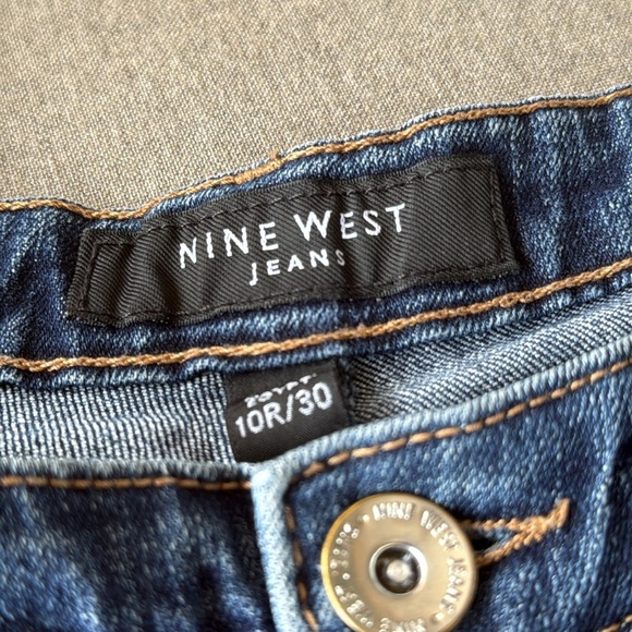 Nine West Cigarette Fit Skinny Leg Blue Jeans - Picture 4 of 4